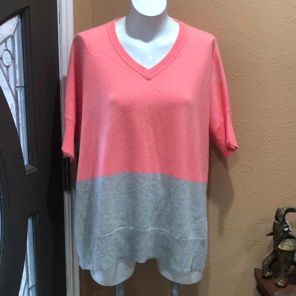 Khakis two toned cashmere short sleeve sweater top